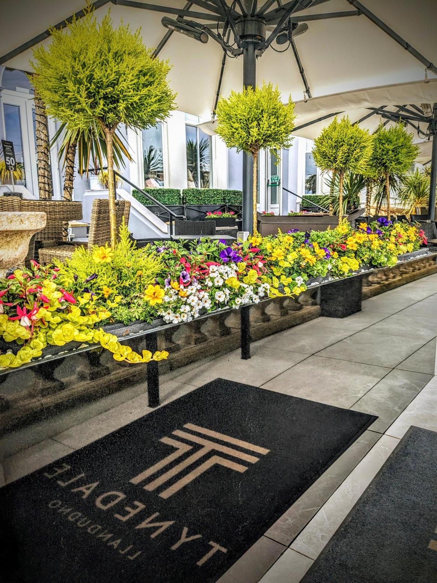 Tynedale Hotel Λαντούντνο Εξωτερικό φωτογραφία